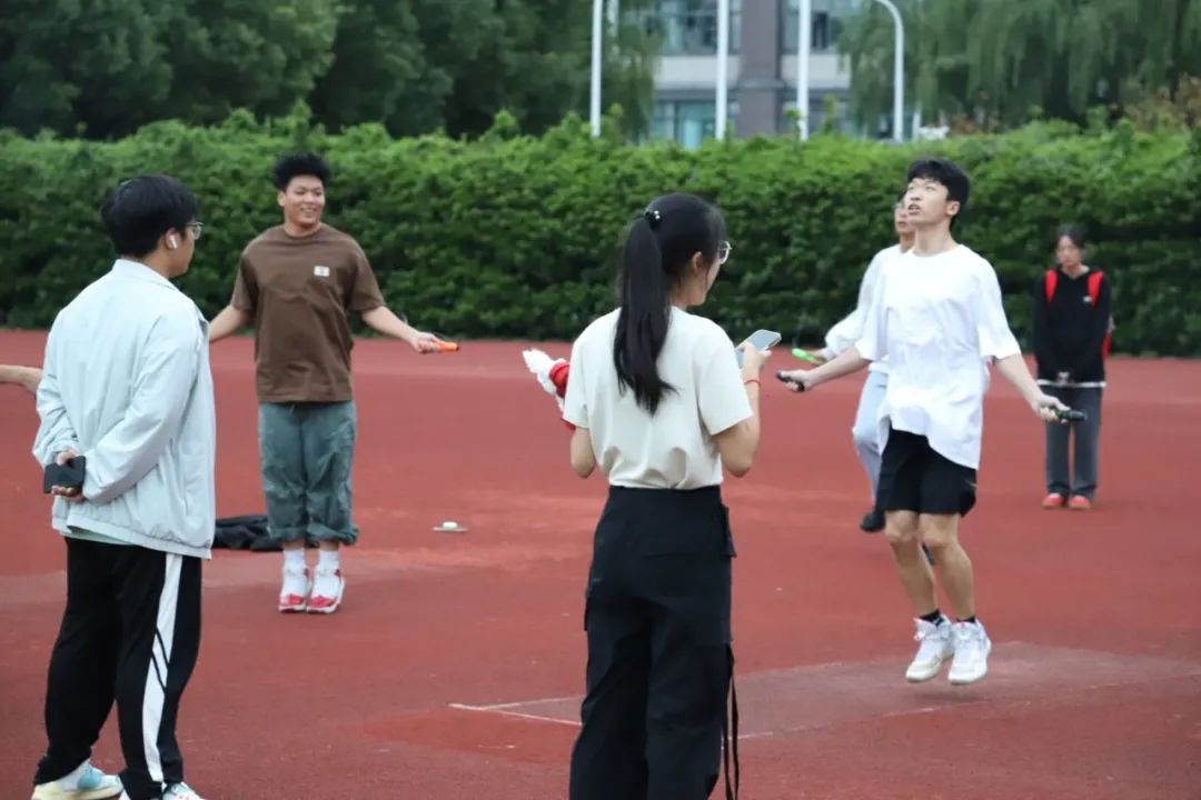 14366
