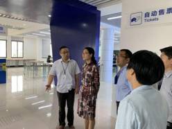 市领导调研城市轨道交通专业群校企合作和产教融合2